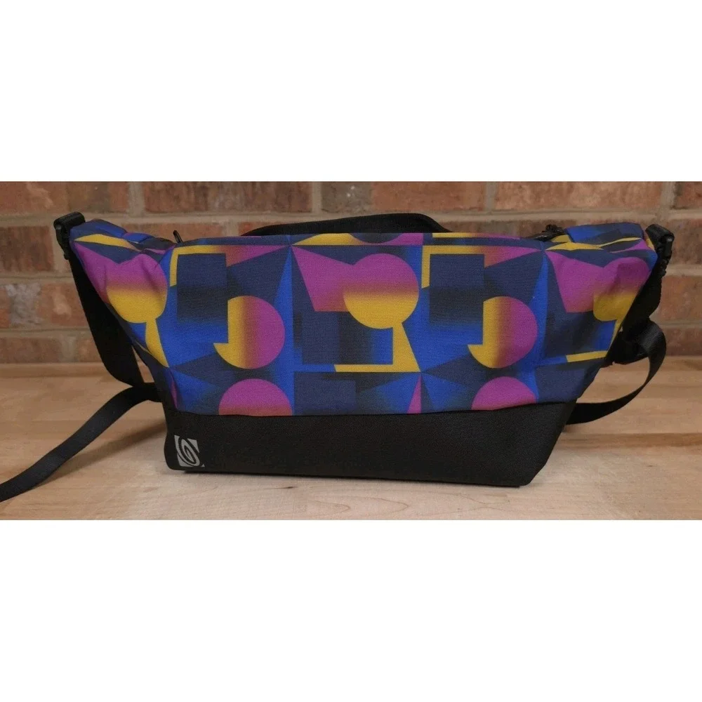 Timbuk2 Mirrorless Camera Bag Messenger Sling Padded Purple Gold Geometric